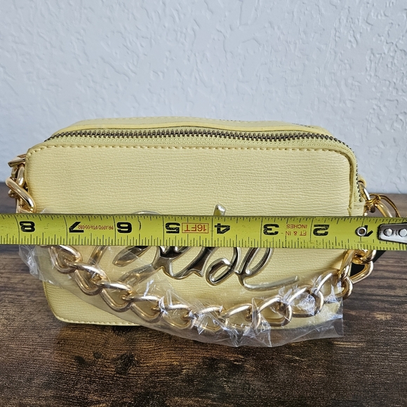 NWT Bebe Gianna Butter Yellow Camera Bag Gold Logo Chain Satchel Crossbody Purse - Picture 10 of 12